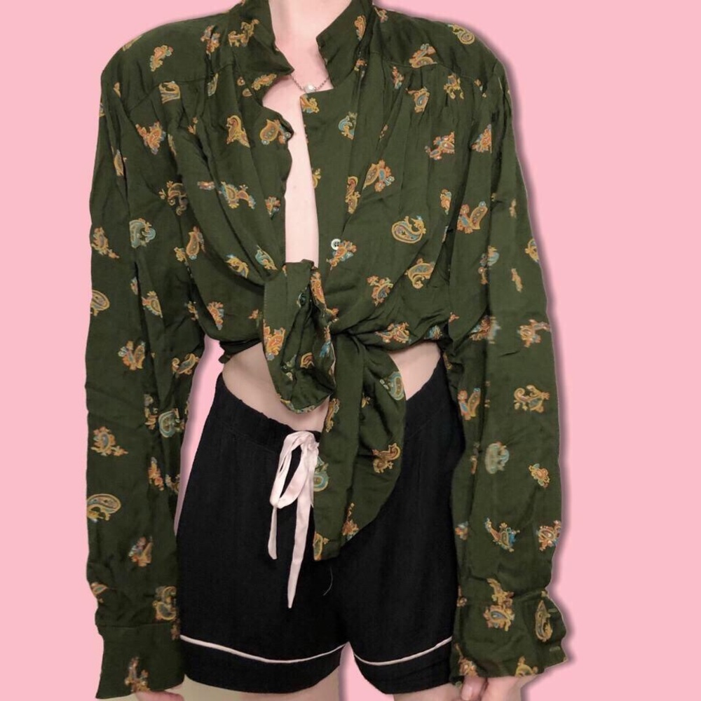 90s Liz Claiborne green paisley button up blouse